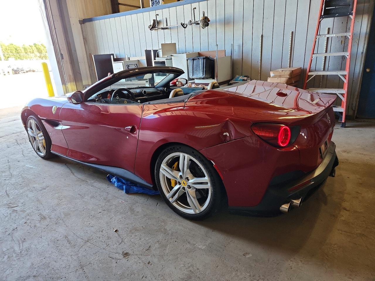 2020 Ferrari Portofino - zdjęcie 2