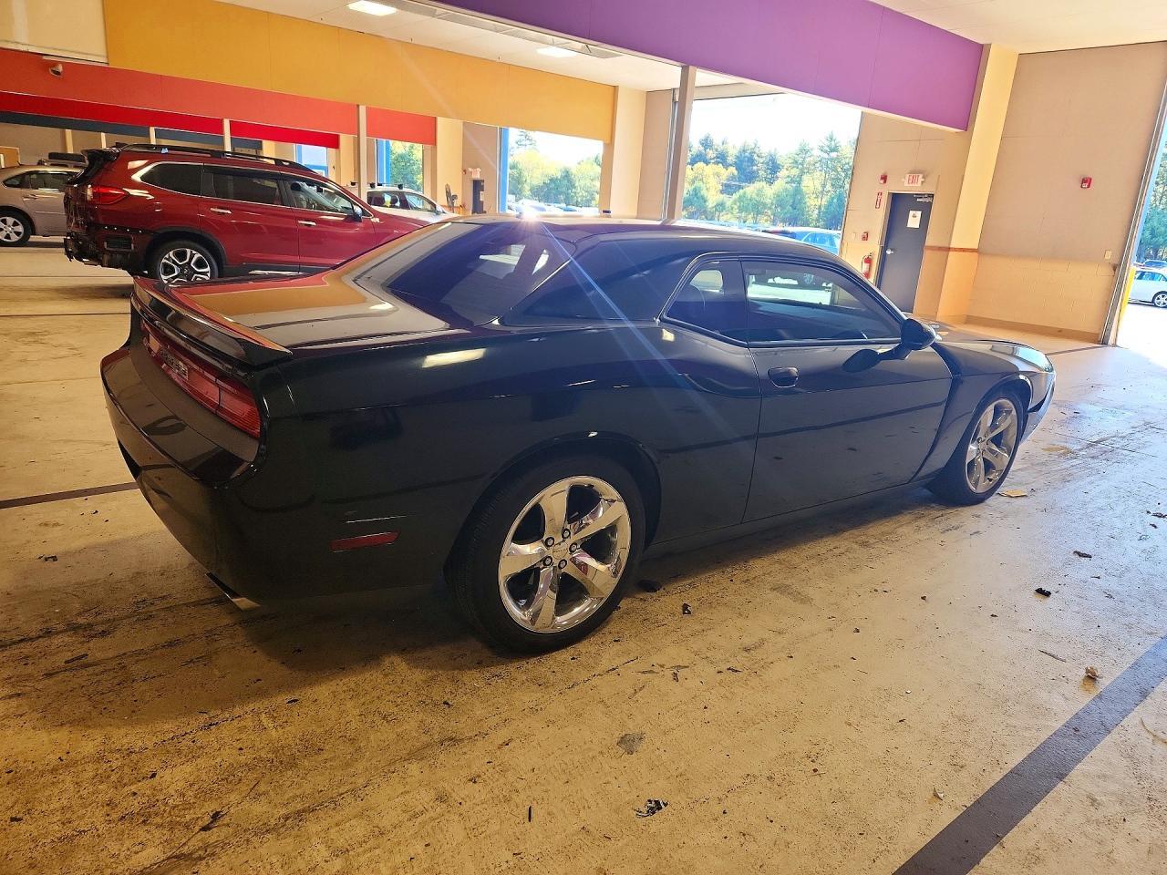 2014 Dodge Challenger R/T - zdjęcie 3