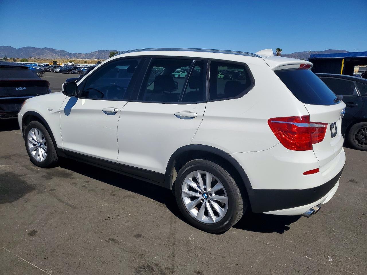 BMW X3 - zdjęcie 2