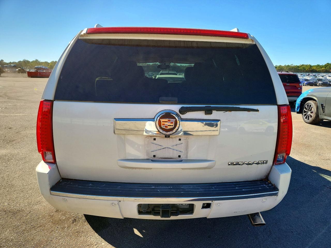 2014 Cadillac Escalade Luxury - zdjęcie 6
