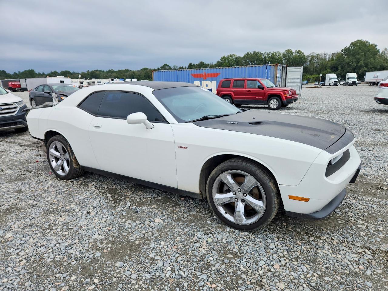 2013 Dodge Challenger R/T - zdjęcie 4
