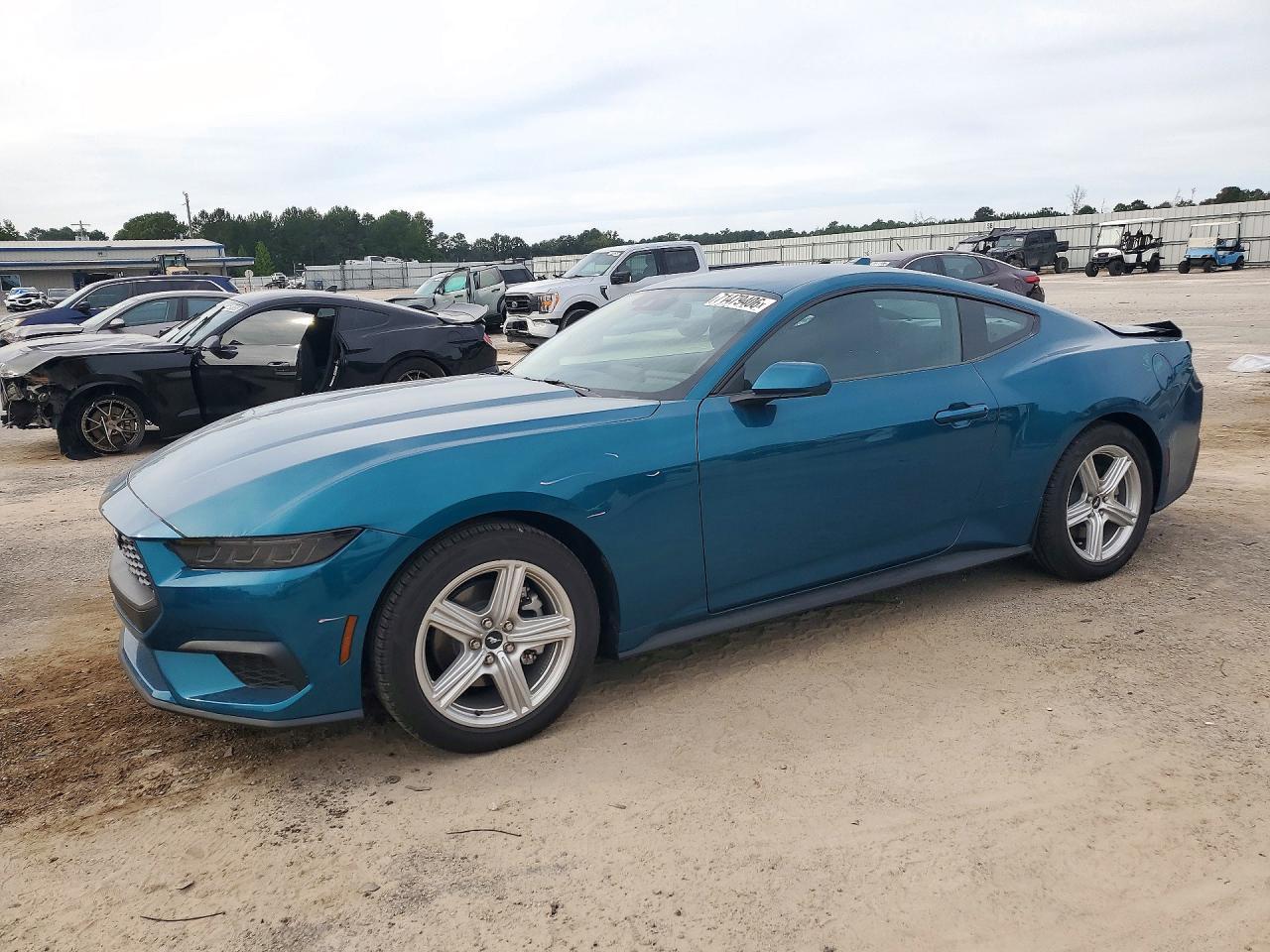 2026 Ford Mustang - zdjęcie główne