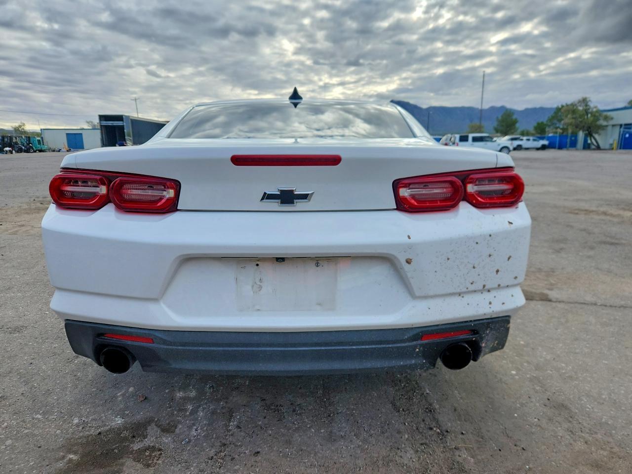 2022 Chevrolet Camaro Ls - zdjęcie 6