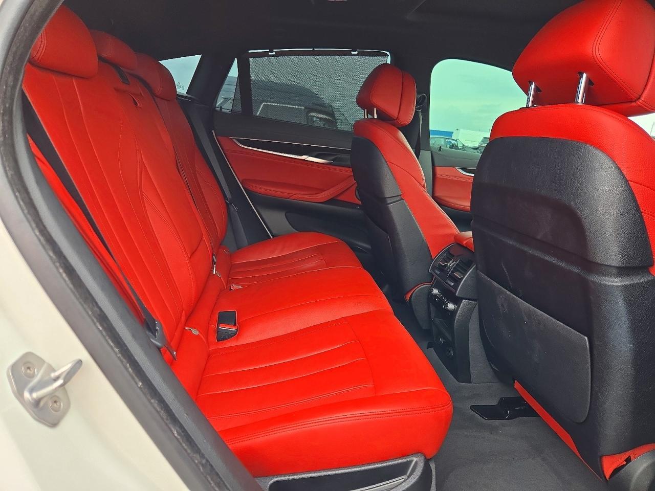 2019 BMW X6 xDrive50I - zdjęcie 11