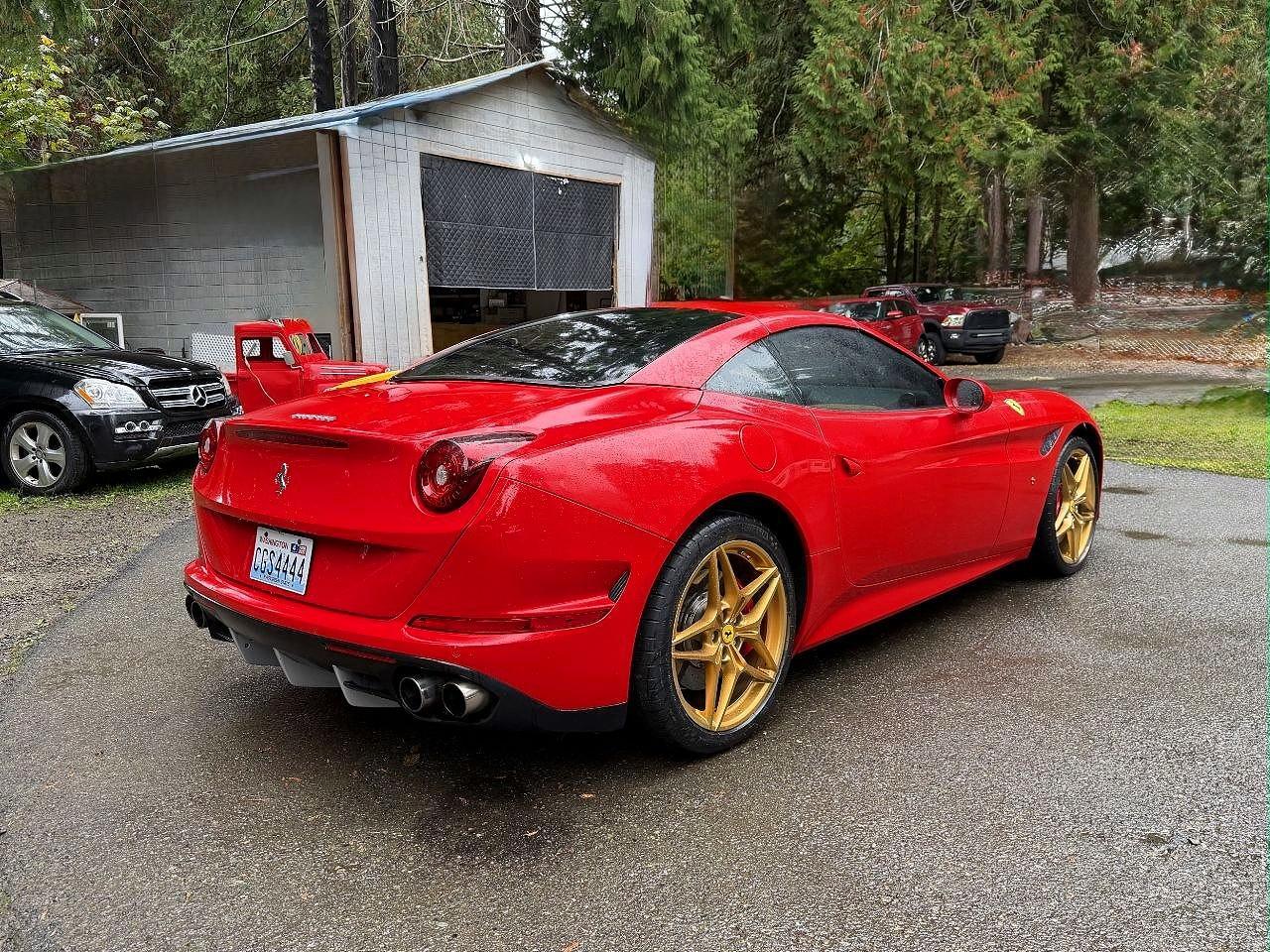 2016 Ferrari California T - zdjęcie 3