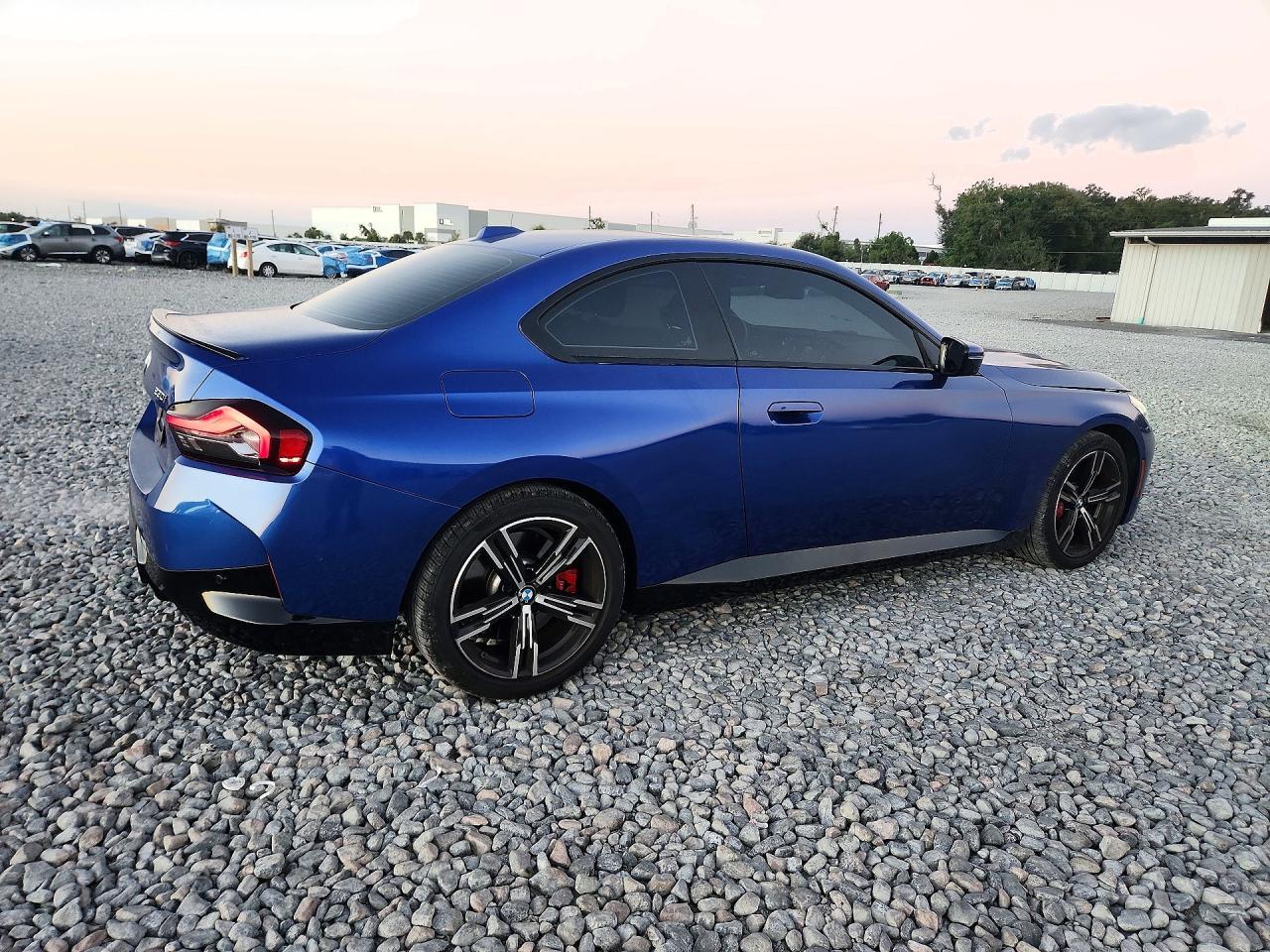 2024 BMW Seria 2 Coupe 230i - zdjęcie 3