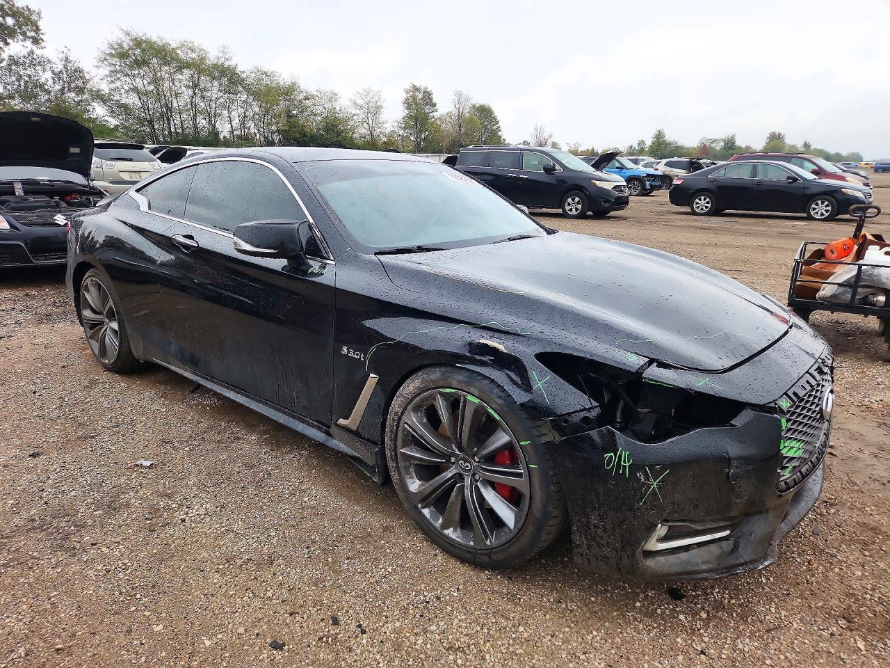 2018 Infiniti Q60 Red Sport 400 - zdjęcie 4
