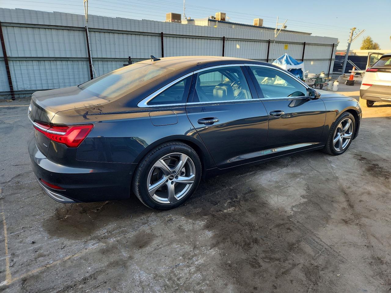 2024 Audi A6 Premium Plus - zdjęcie 3