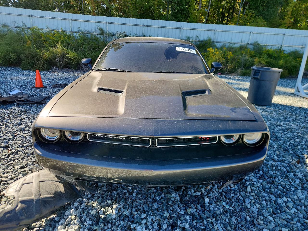 2015 Dodge Challenger Sxt - zdjęcie 5