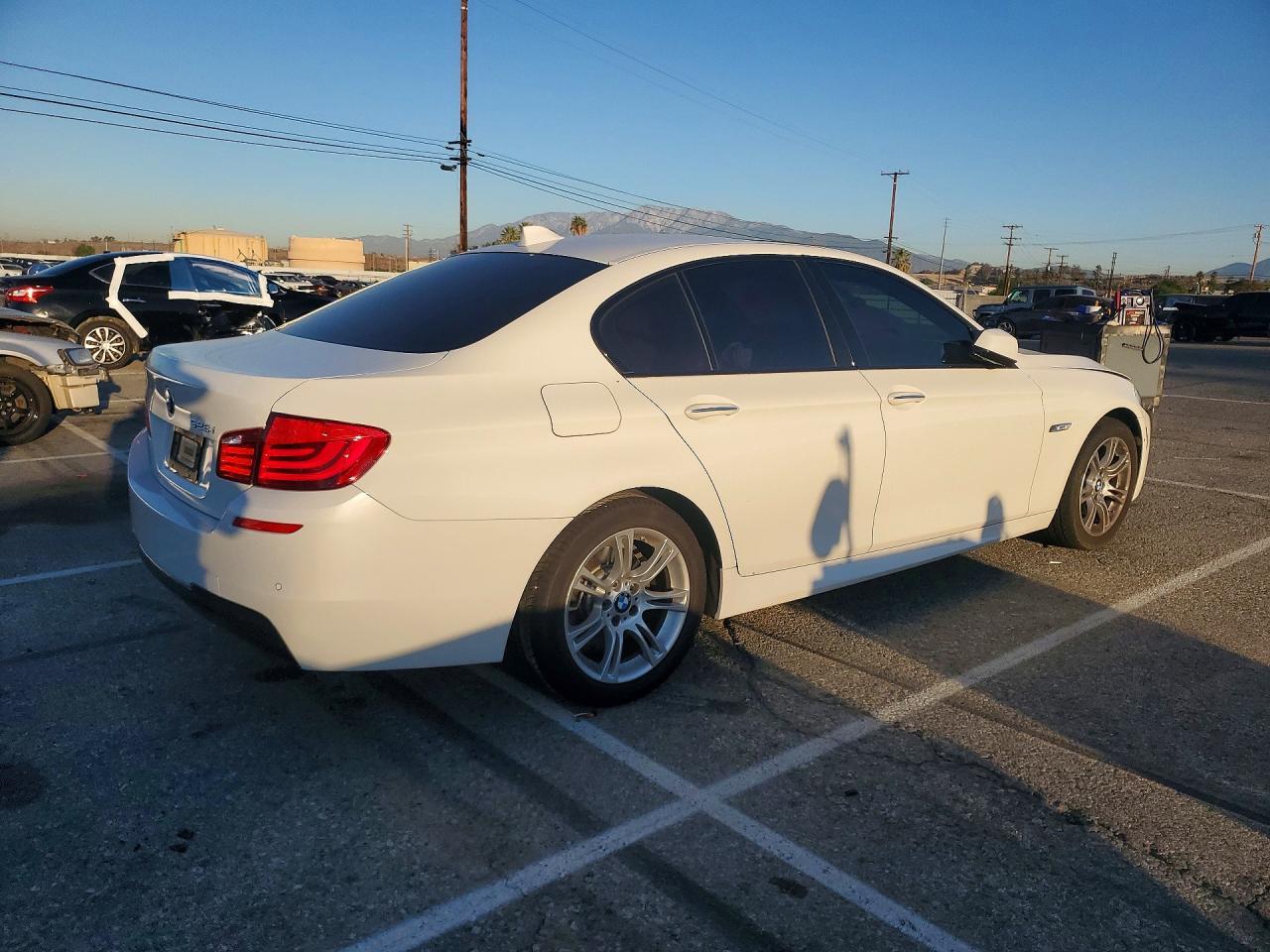 2013 BMW 528 I - zdjęcie 3