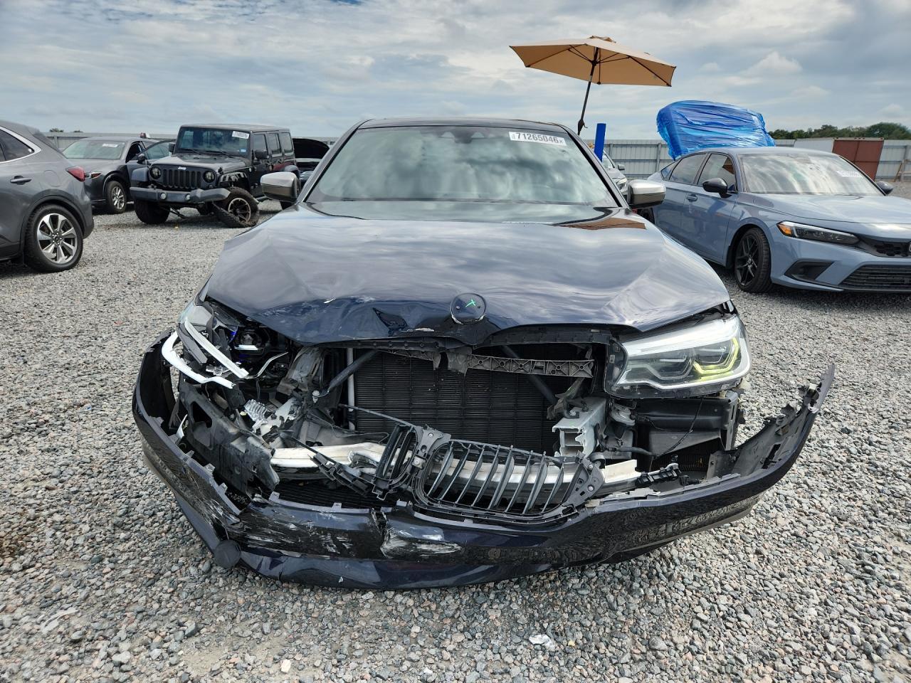 2019 BMW Seria 5 M550i - zdjęcie 5
