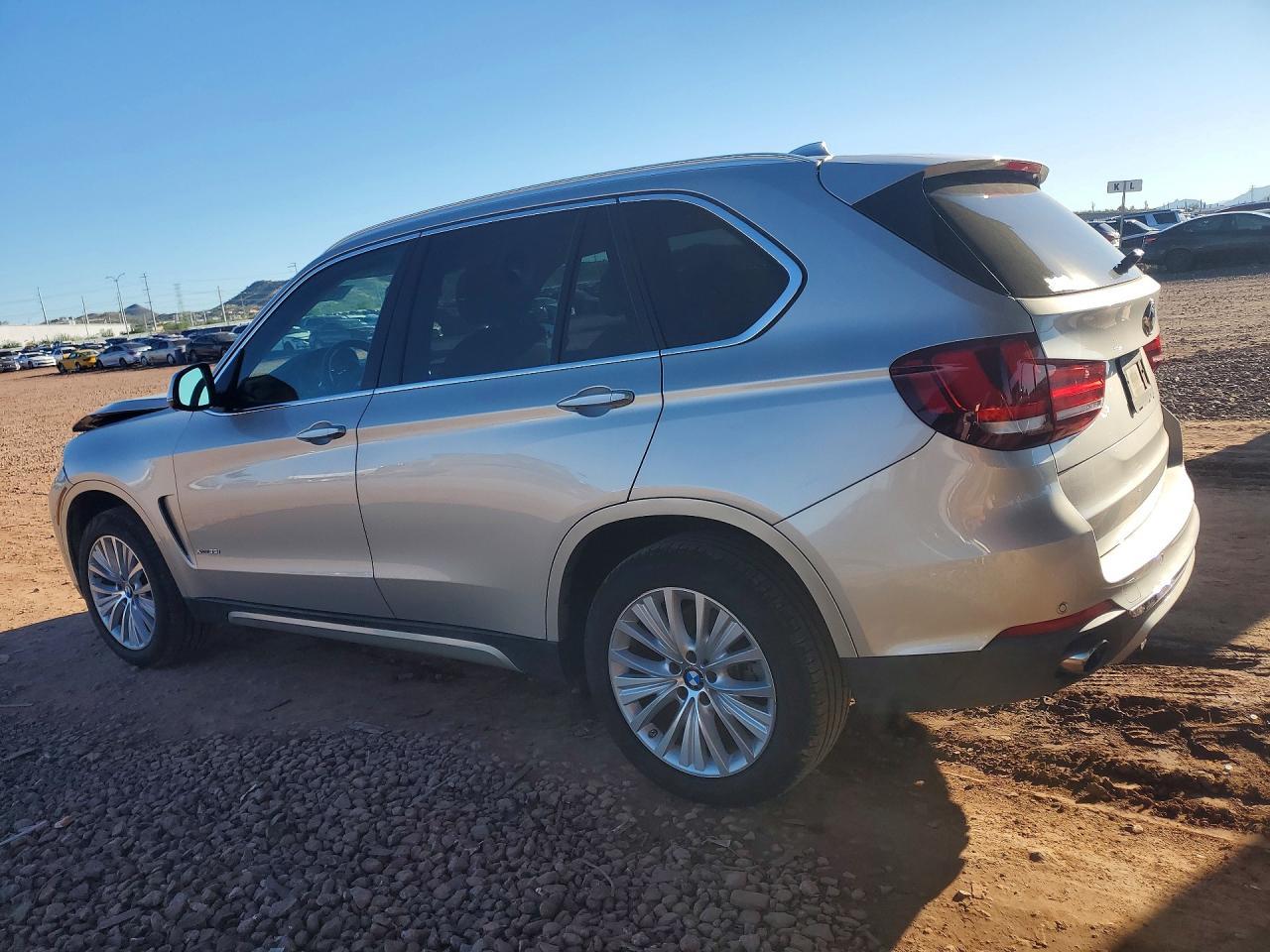 2016 BMW X5 xDrive35I - zdjęcie 2