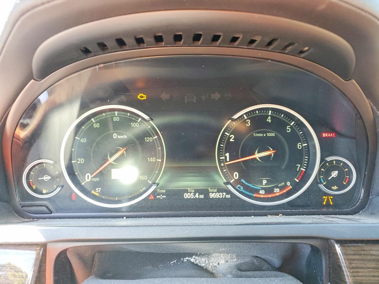 2014 BMW 750Li - zdjęcie 9