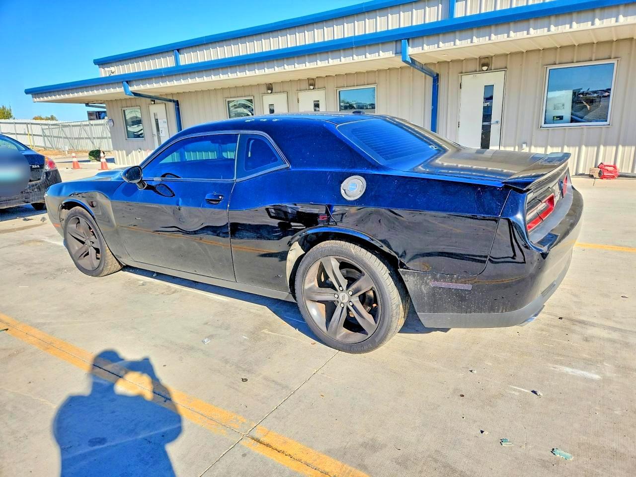 2017 Dodge Challenger R/T - zdjęcie 2