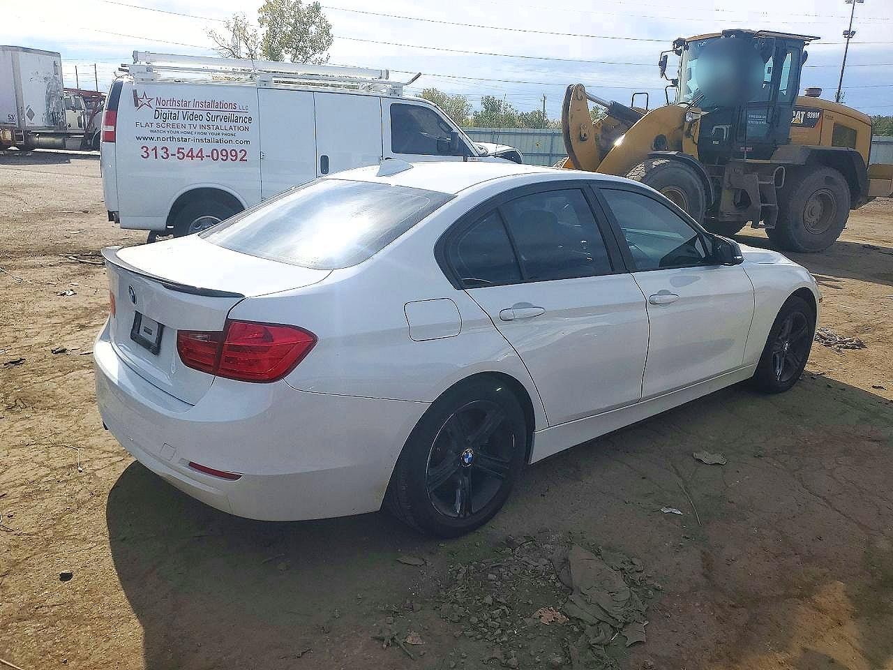 2014 BMW Seria 3 328i - zdjęcie 3