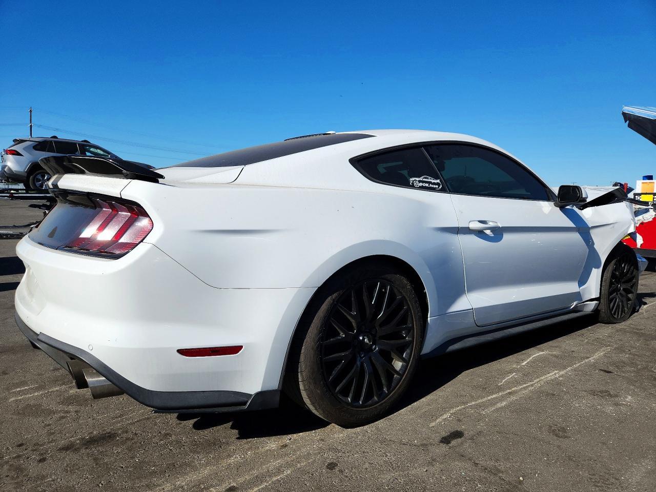 2019 Ford Mustang Gt - zdjęcie 3
