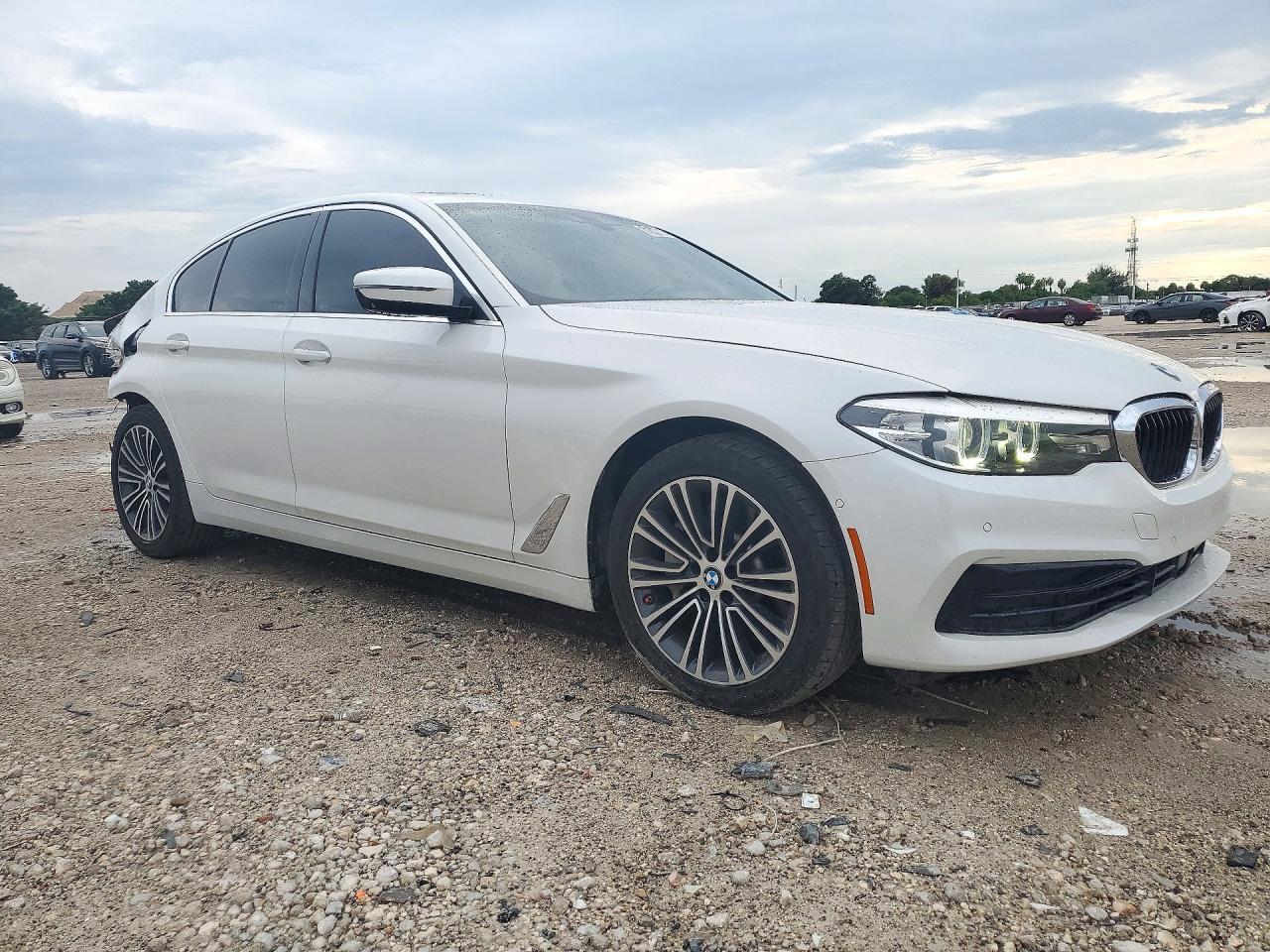 2019 BMW 540 I - zdjęcie 4