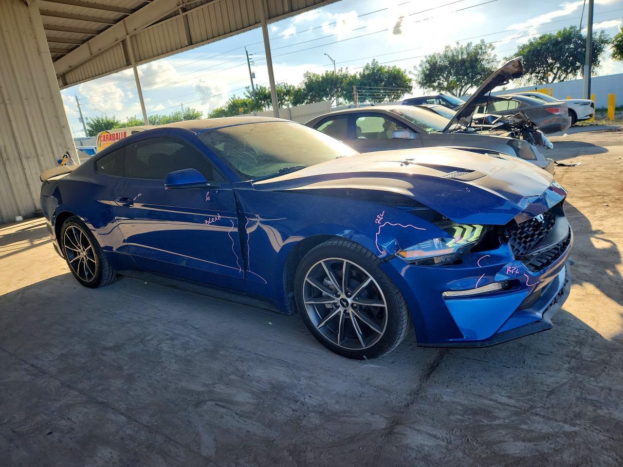 2018 Ford Mustang - zdjęcie 4