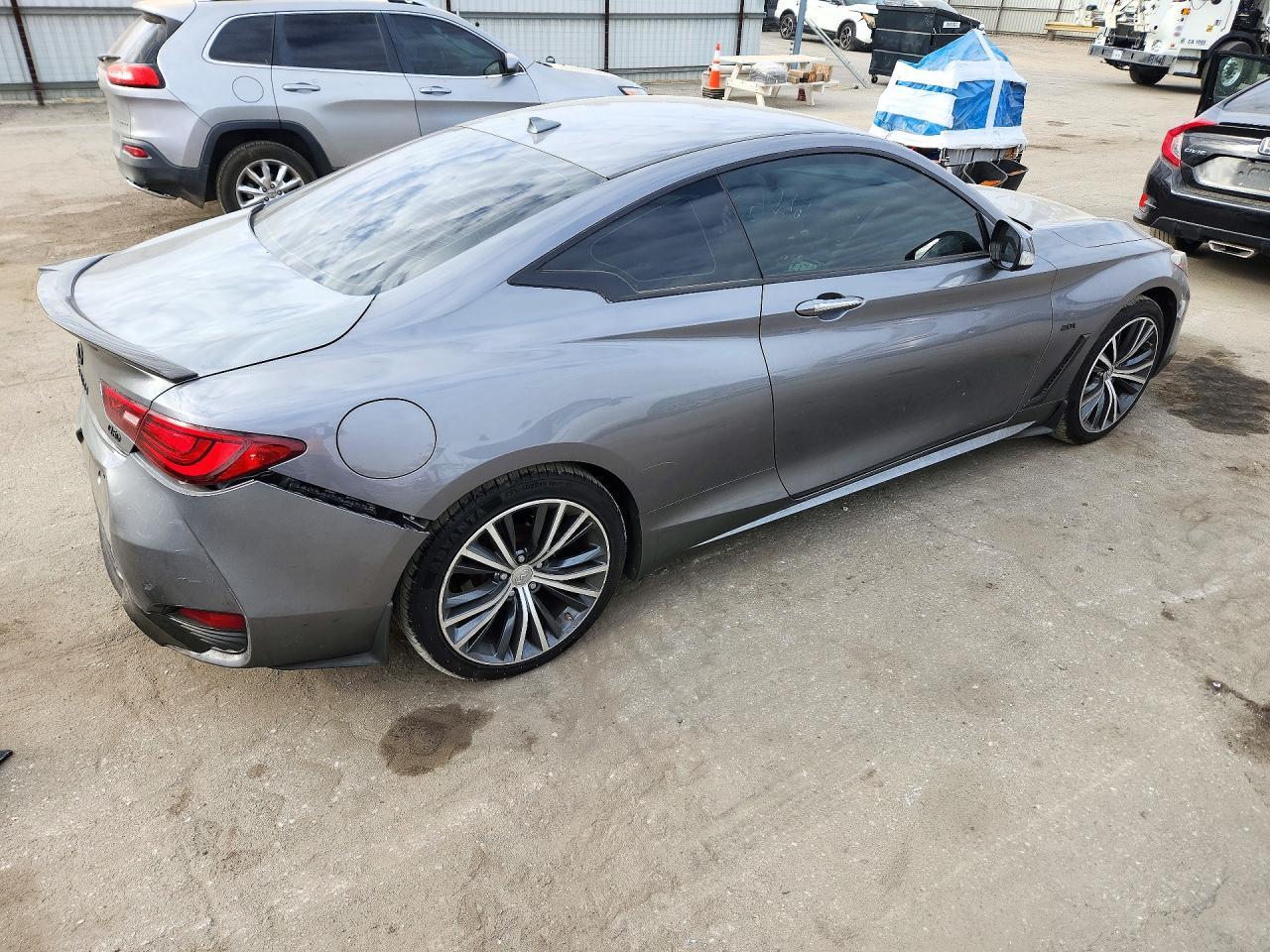 2018 Infiniti Q60 2.0T Pure - zdjęcie 3