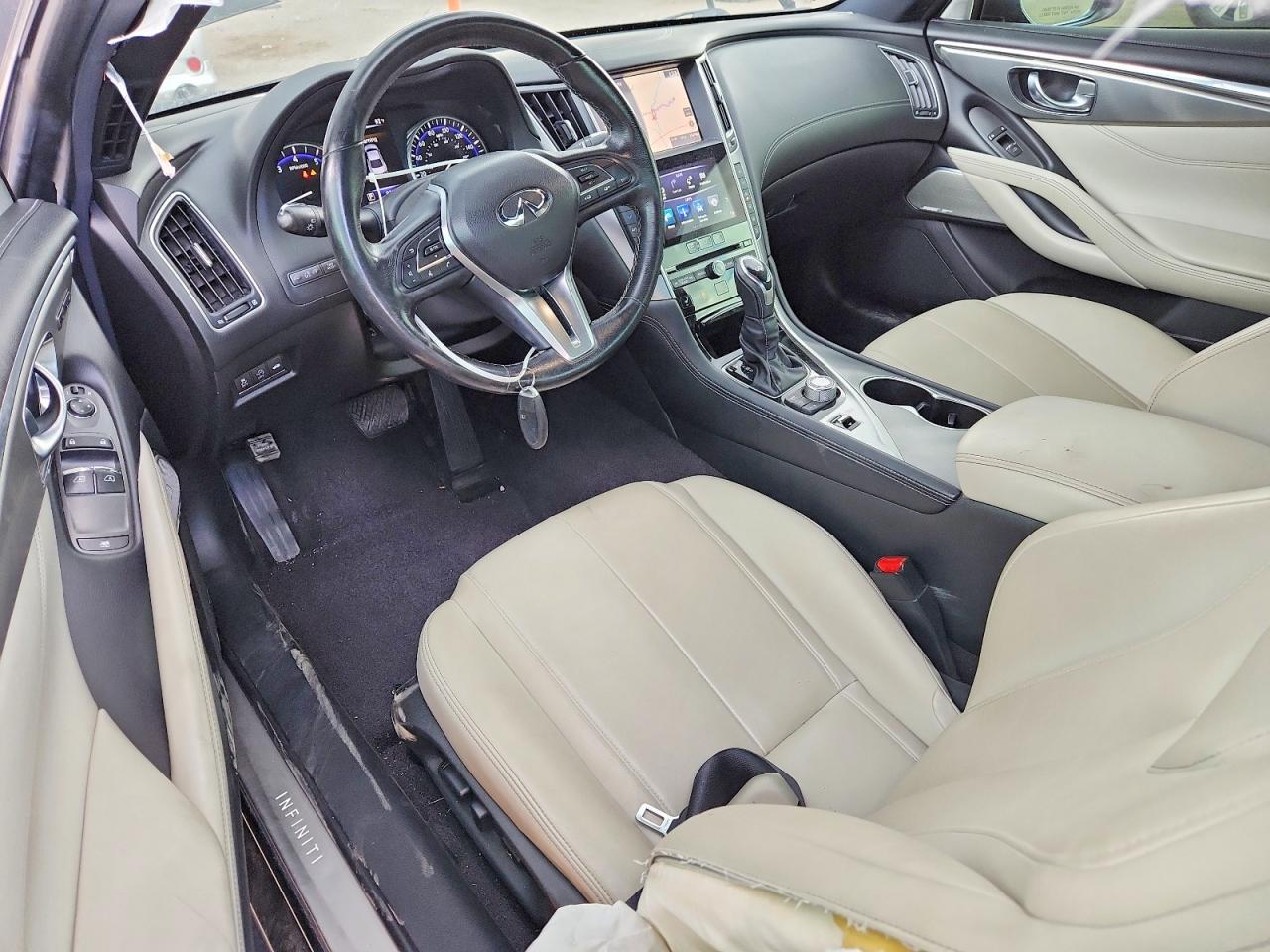2018 Infiniti Q60 2.0T Luxe - zdjęcie 8
