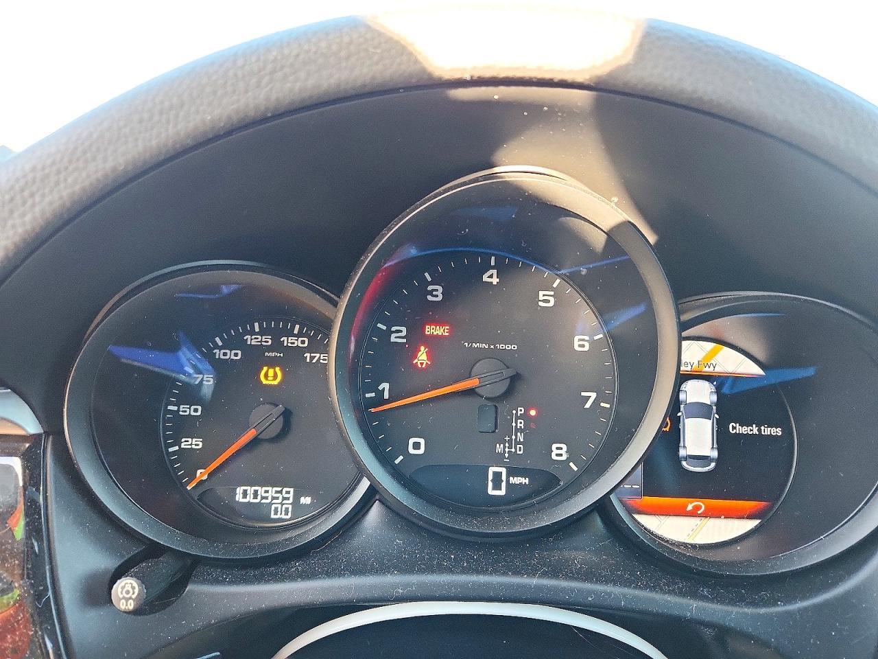 2017 Porsche Macan - zdjęcie 9