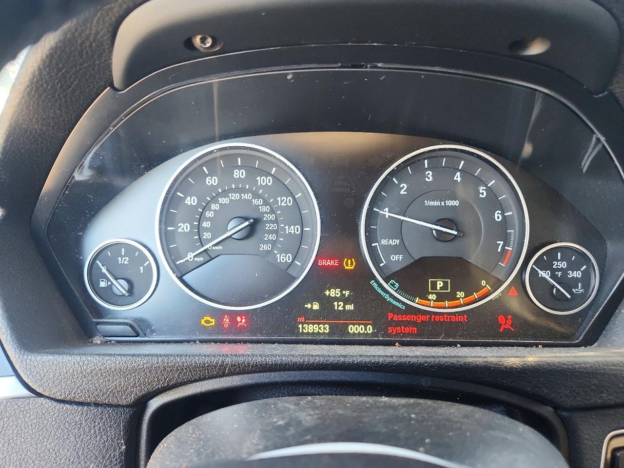2015 BMW 328 I - zdjęcie 9