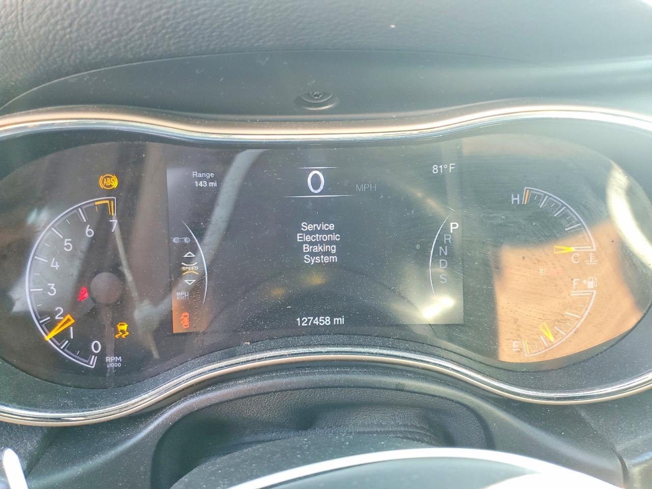 2015 Jeep Grand Cherokee Laredo - zdjęcie 9