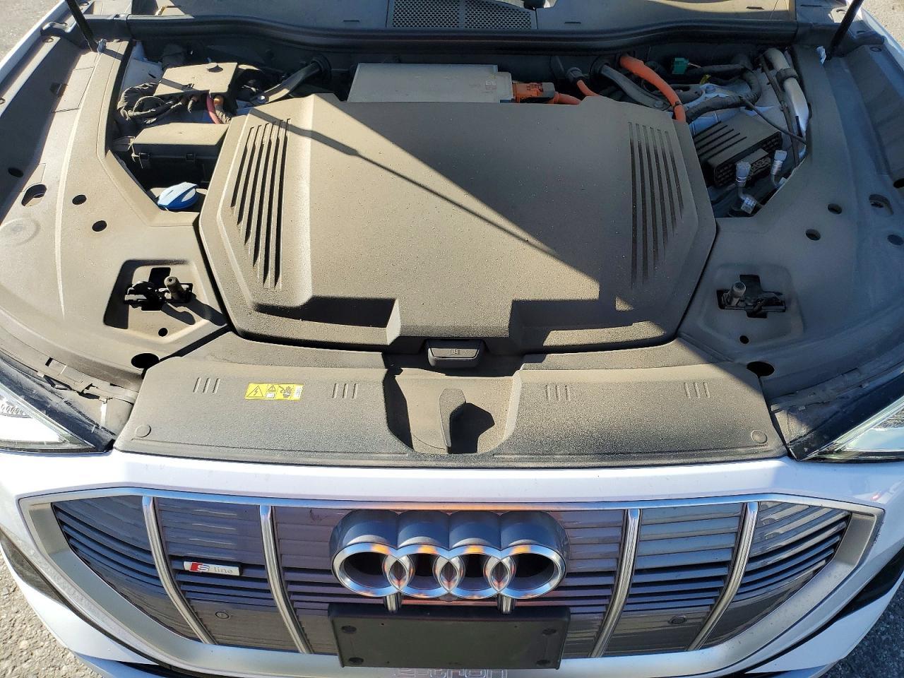 2022 Audi E-Tron Sportback Premium Plus - zdjęcie 11