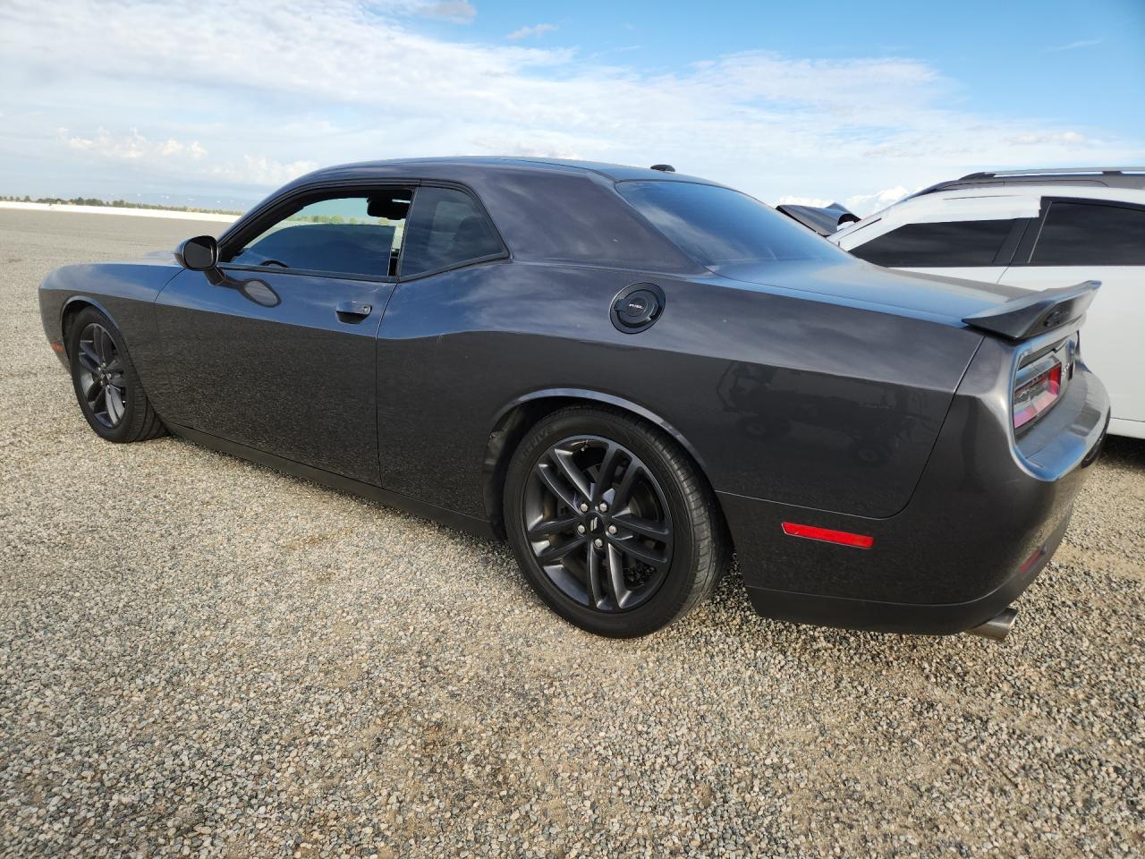 2019 Dodge Challenger Sxt - zdjęcie 2