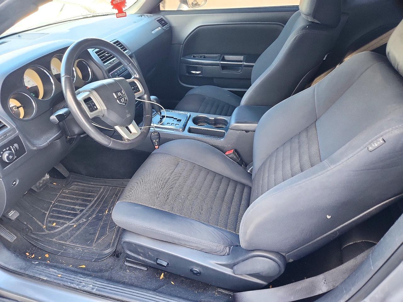 2014 Dodge Challenger Sxt - zdjęcie 7