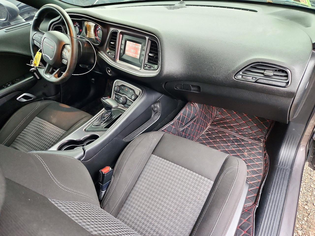 2021 Dodge Challenger Sxt - zdjęcie 8