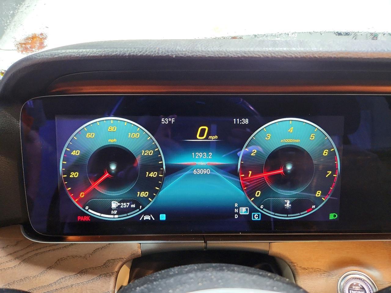 2021 Mercedes-Benz E 350 4Matic - zdjęcie 9