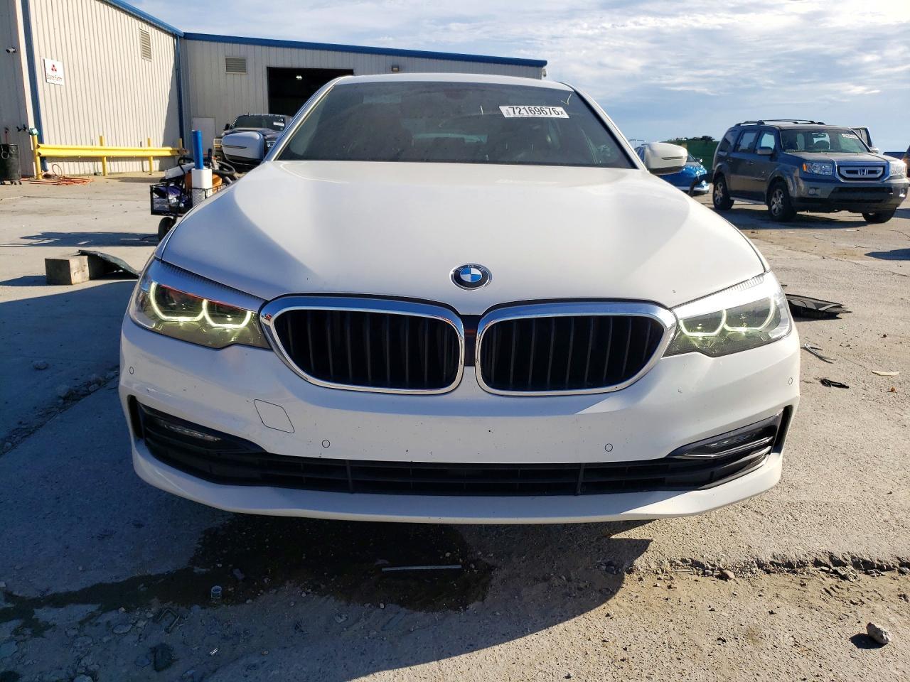 2018 BMW 530 I - zdjęcie 5