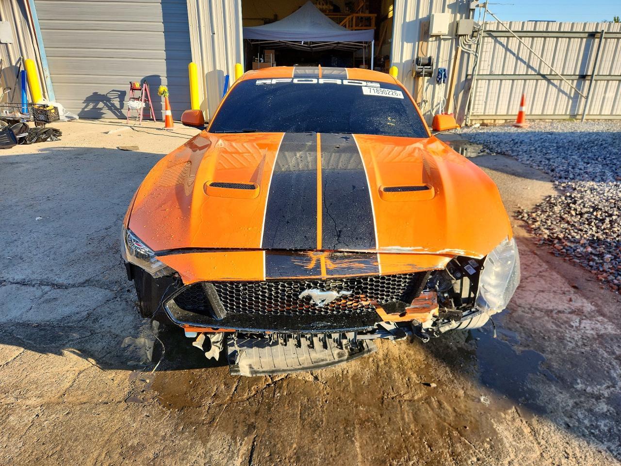 2020 Ford Mustang Gt - zdjęcie 5