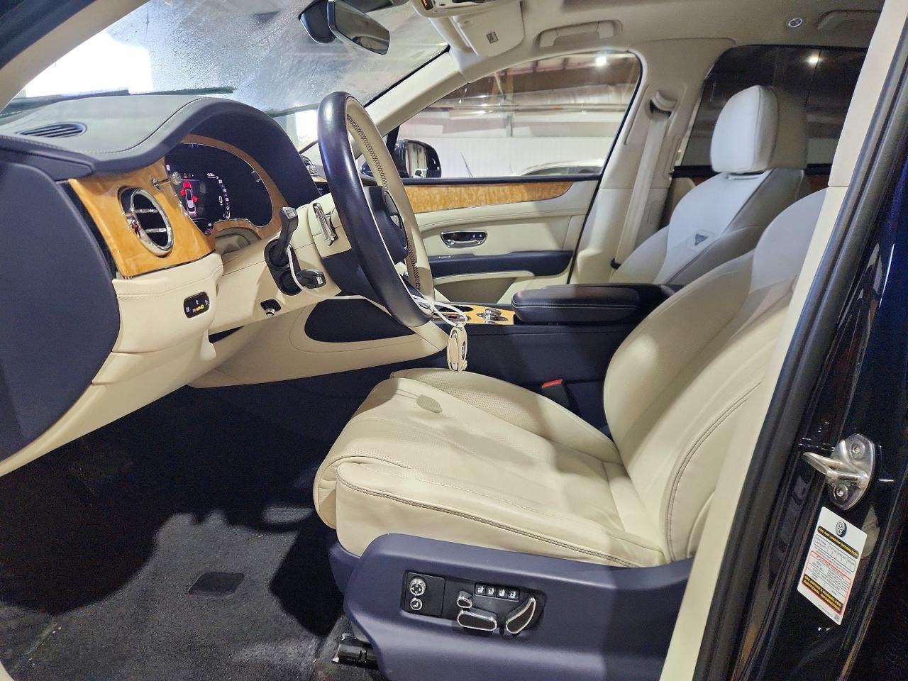 2024 Bentley Bentayga - zdjęcie 7