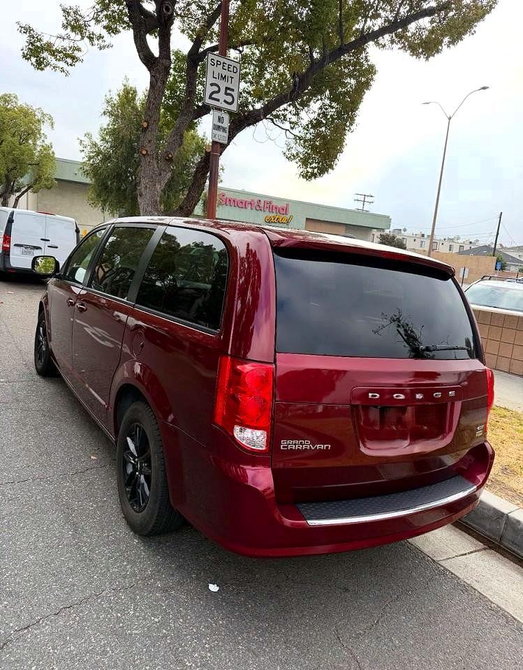 2019 Dodge Grand Caravan Gt - zdjęcie 3
