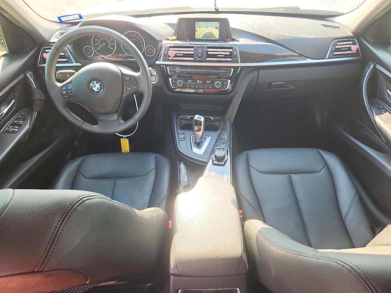 2018 BMW Seria 3 320i - zdjęcie 8
