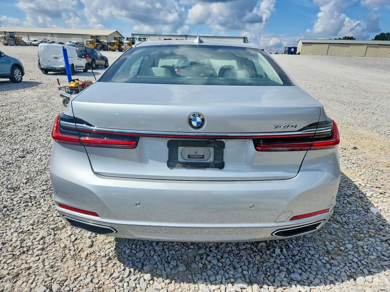 2020 BMW 740 I - zdjęcie 6