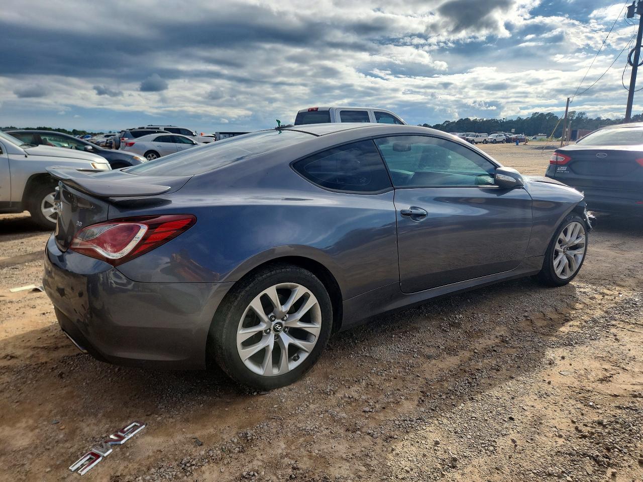 2013 Hyundai Genesis Coupe 3.8 Grand Touring - zdjęcie 3