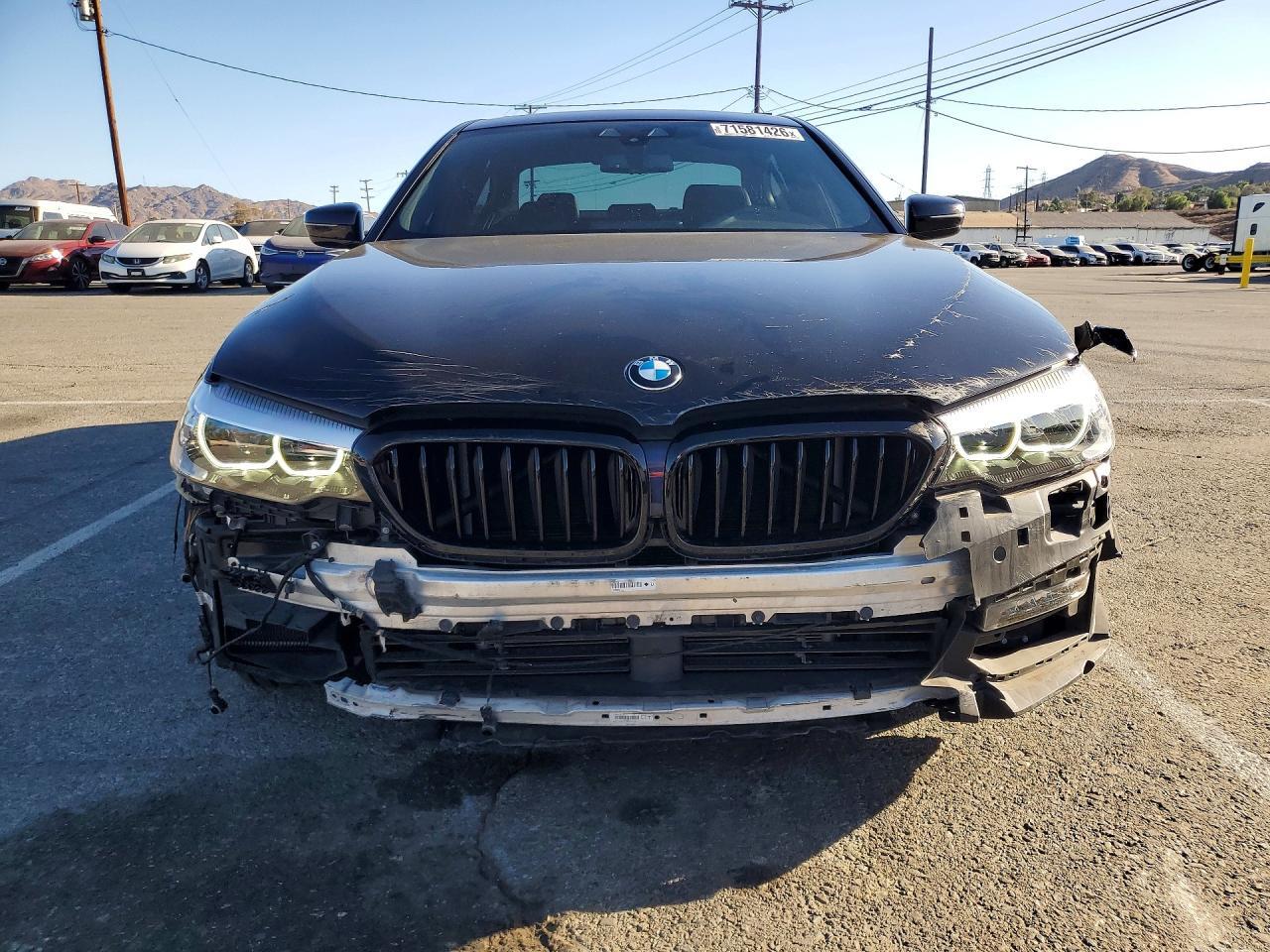 2019 BMW 530E - zdjęcie 5