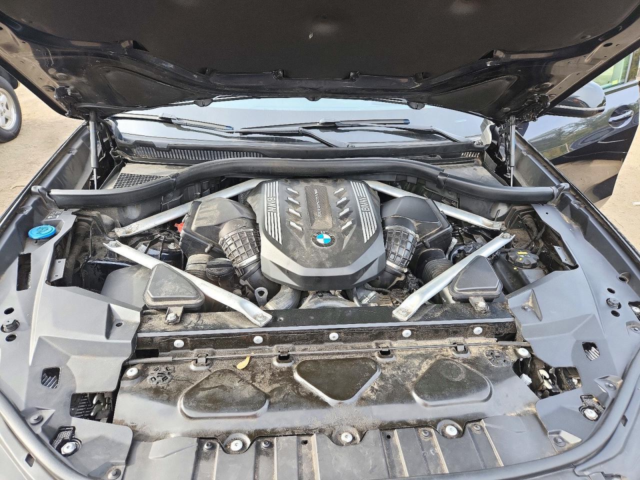 2020 BMW X5 M50I - zdjęcie 11