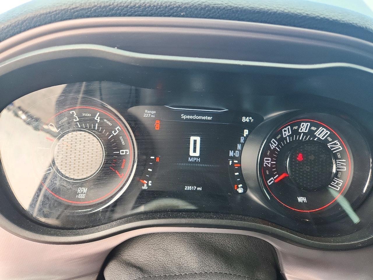 2023 Dodge Challenger Sxt - zdjęcie 9