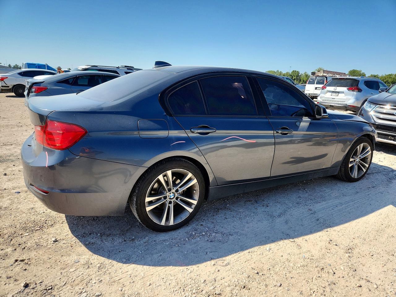 2015 BMW Seria 3 328i - zdjęcie 3