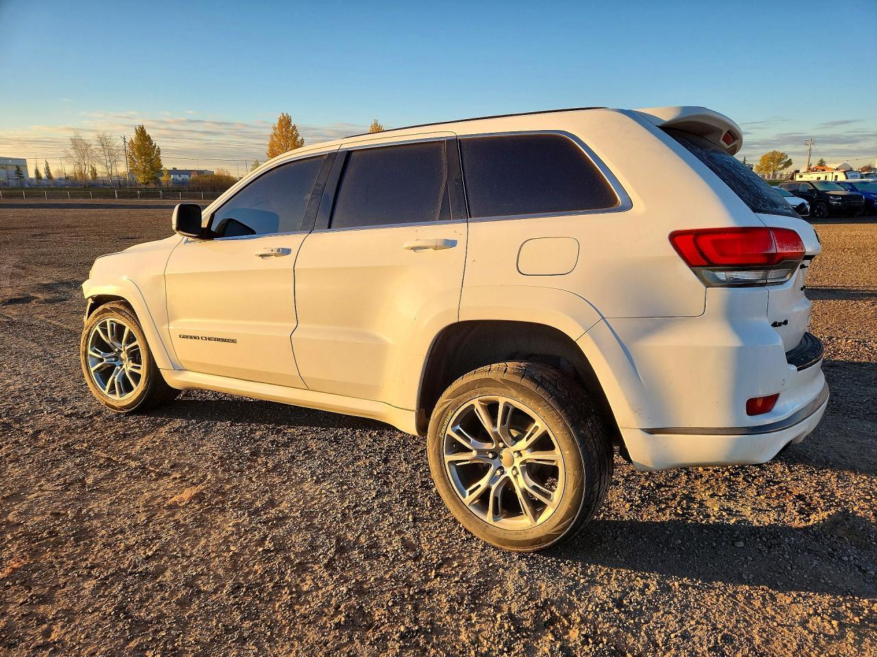 2015 Jeep Grand Cherokee Overland - zdjęcie 2