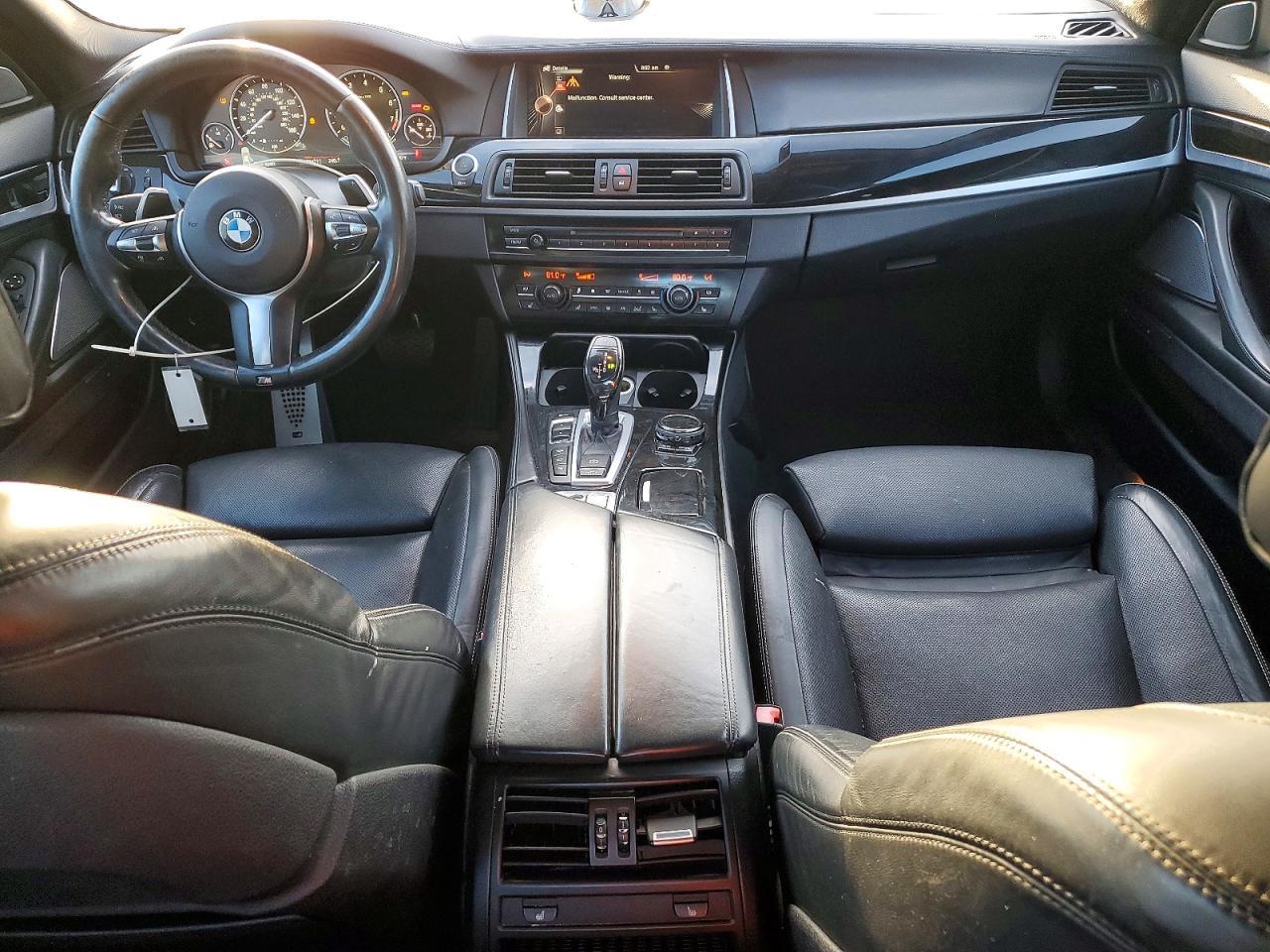 2015 BMW Seria 5 550i - zdjęcie 8