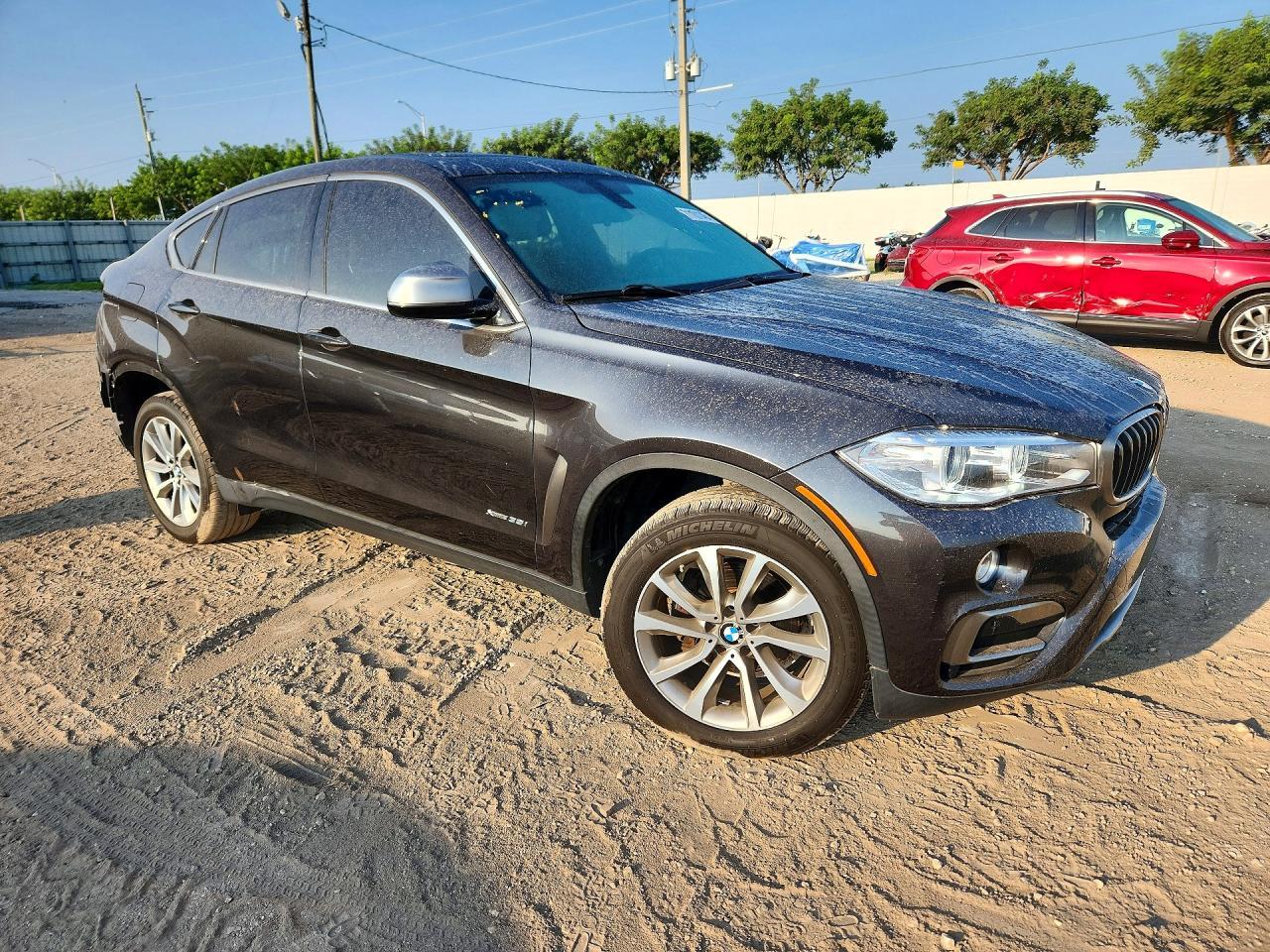 2017 BMW X6 xDrive35I - zdjęcie 4