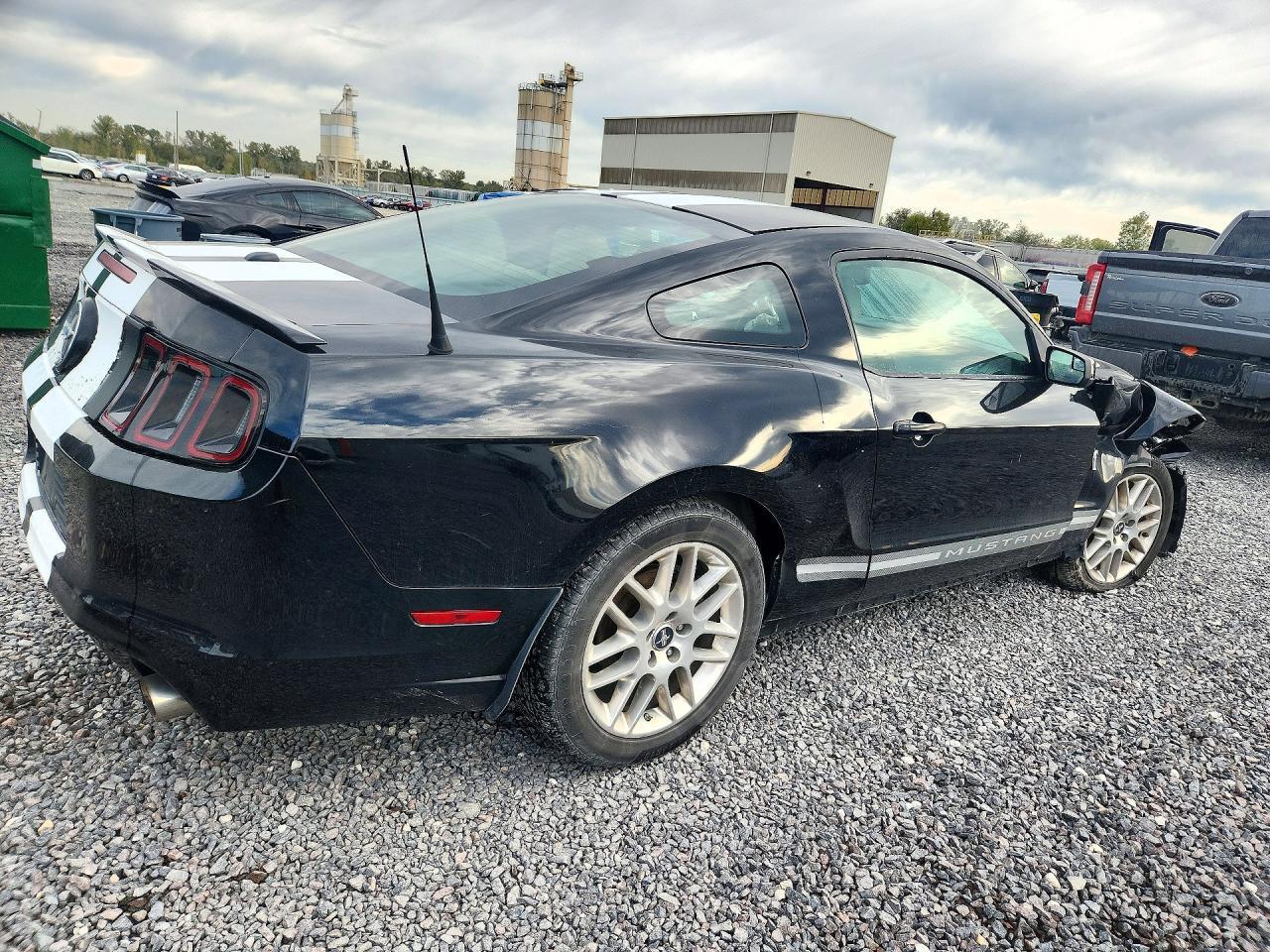 2014 Ford Mustang - zdjęcie 3