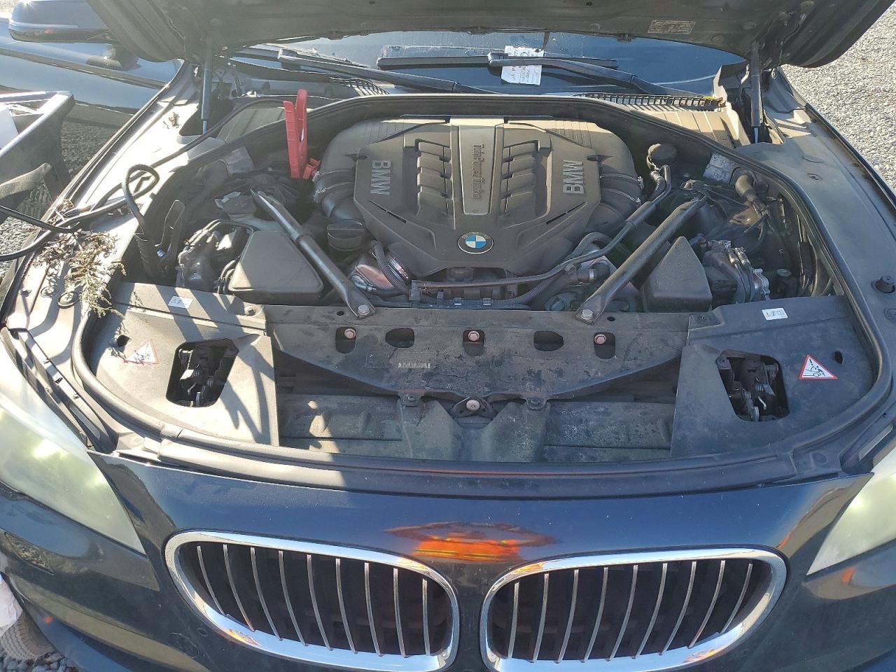 2014 BMW 750 Li - zdjęcie 11