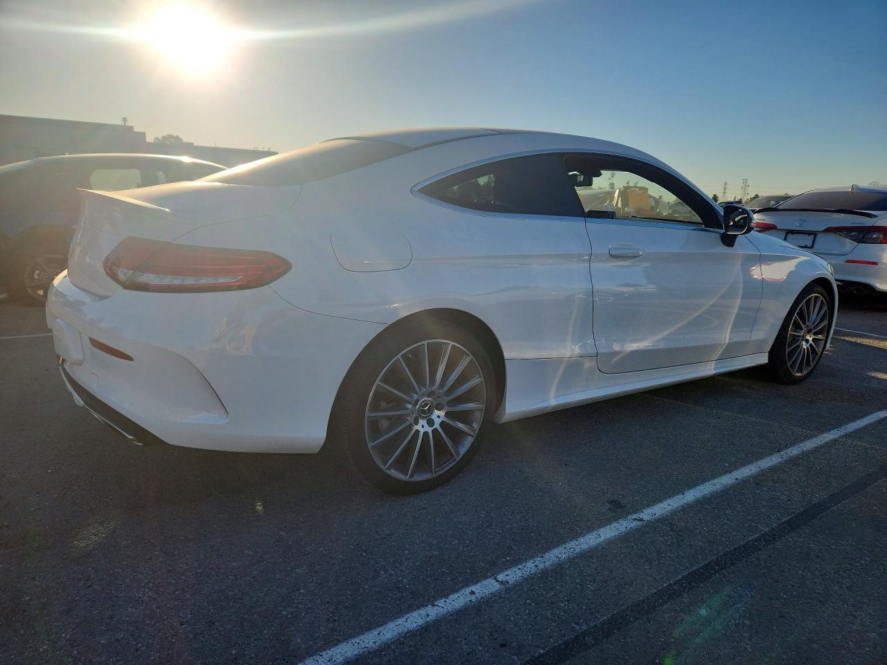 2017 Mercedes-Benz C 300 - zdjęcie 3