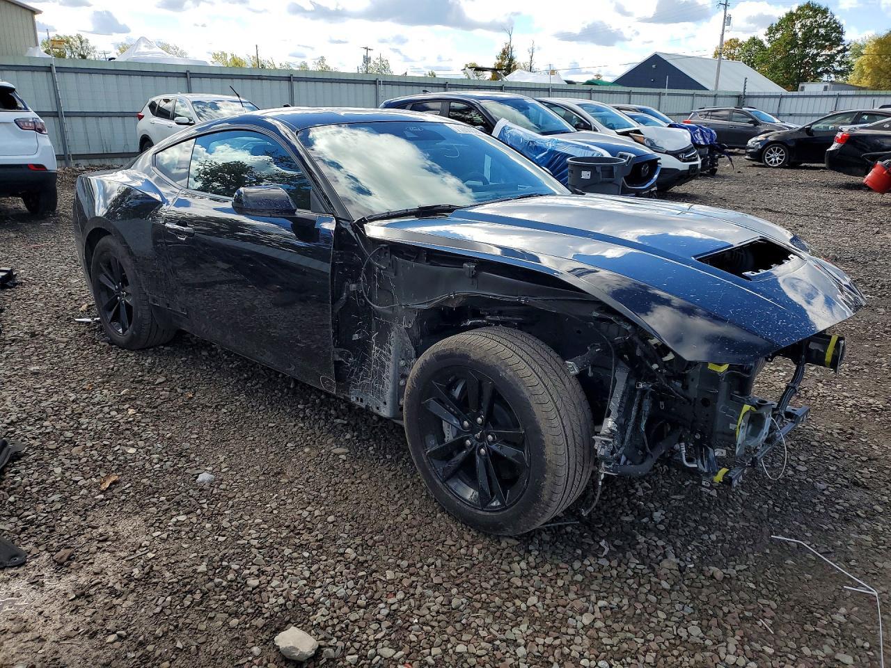 2026 Ford Mustang Gt - zdjęcie 4